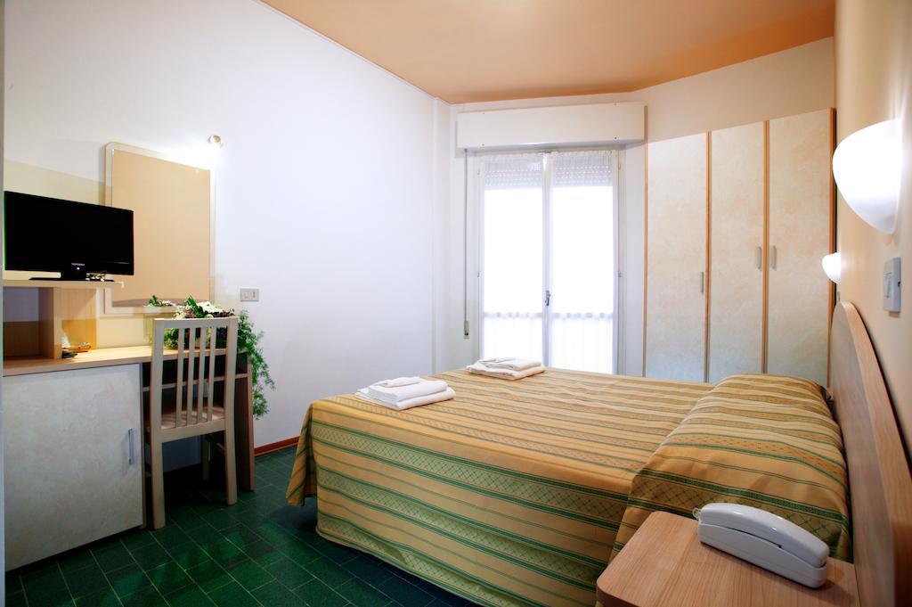 Hotel Globus 체제나티코 객실 사진